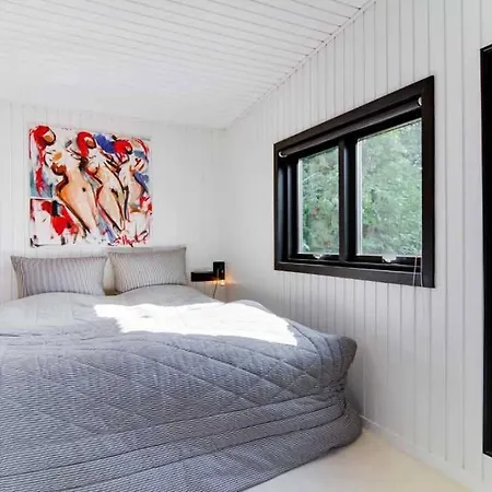 Cozy Summer House 50 Meter From The Beach, 89 M² *