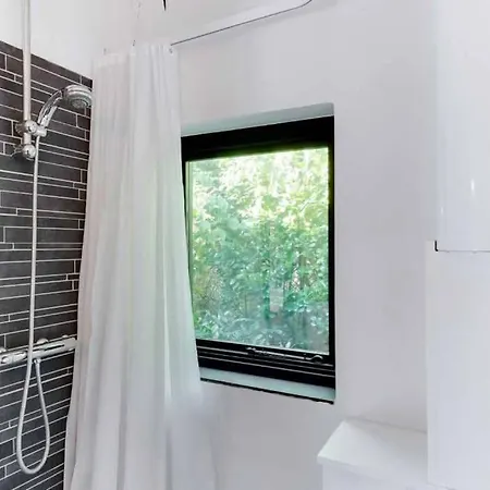Cozy Summer House 50 Meter From The Beach, 89 M² *