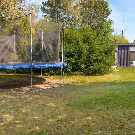 Apartamento Cozy Summer House 50 Meter From The Beach, 89 M² *