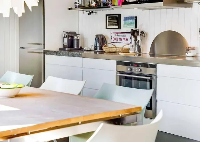 Apartamento Cozy Summer House 50 Meter From The Beach, 89 M²