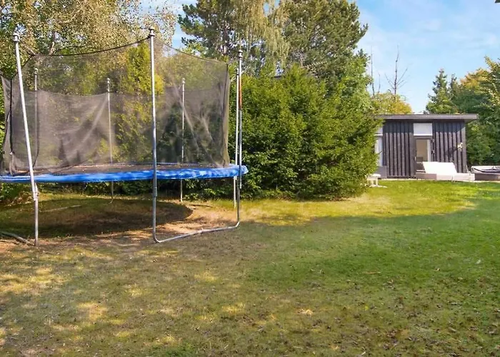 Apartamento Cozy Summer House 50 Meter From The Beach, 89 M² *